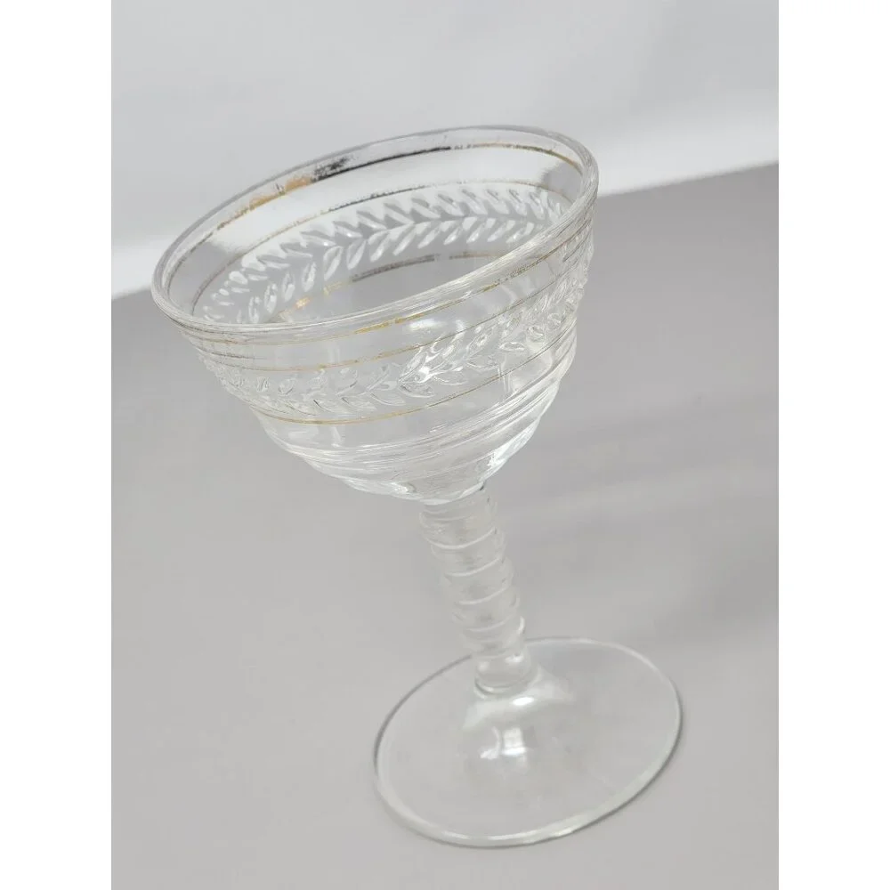 Set Of 4 Vintage Clear Glass Goblets With Gold Trim & Textured‎ Leaf Design